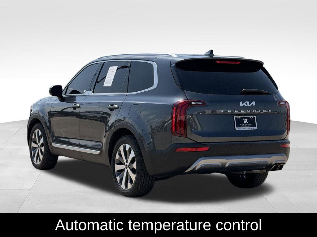 Used 2022 Kia Telluride S FWD image 7