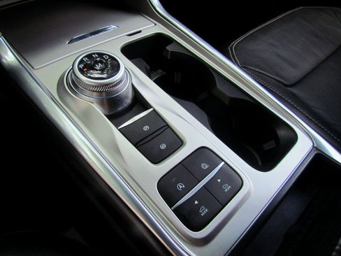 Used 2020 Ford Explorer Limited RWD image 42
