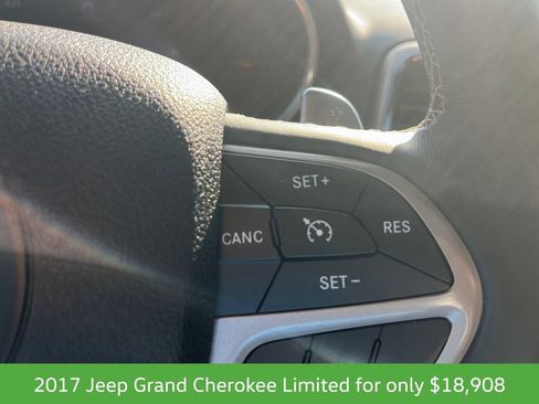 Used 2017 Jeep Grand Cherokee Limited AWD/4WD image 27