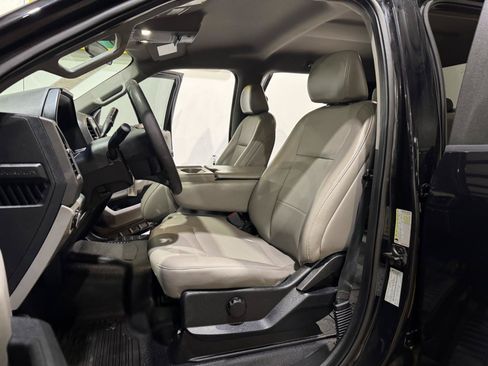 Used 2020 Ford F250 XL w/ STX Appearance Package AWD/4WD image 12