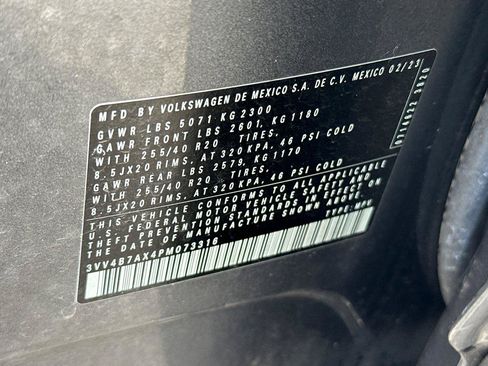 Certified 2023 Volkswagen Tiguan SEL R-Line AWD/4WD image 30