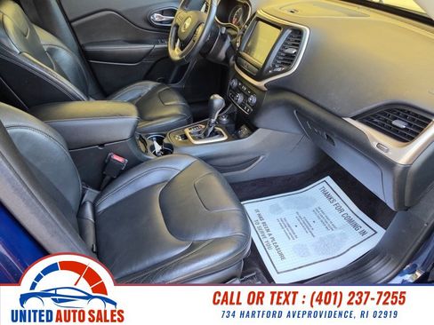 Used 2016 Jeep Cherokee Limited AWD/4WD image 13