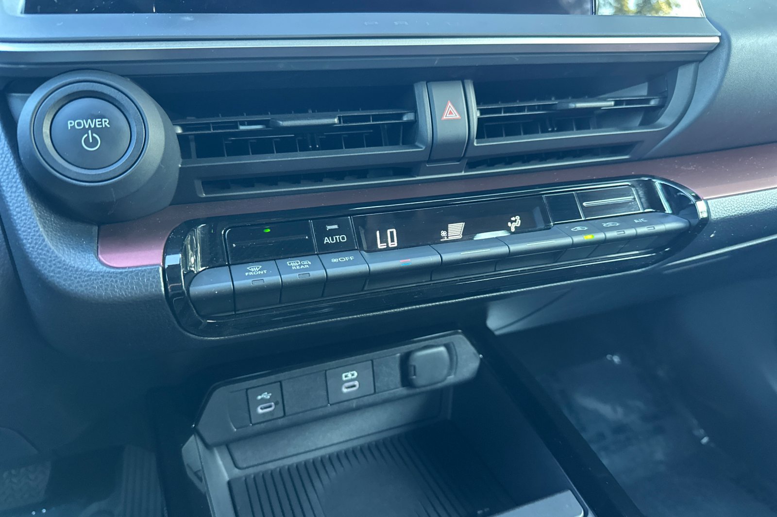 Certified 2026 Toyota Prius Plug-In Hybrid FWD image 29