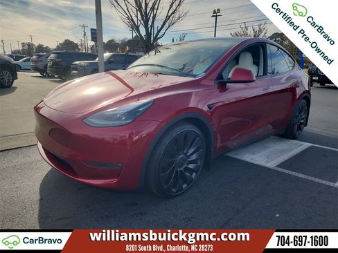 Used 2024 Tesla Model Y Performance image 5