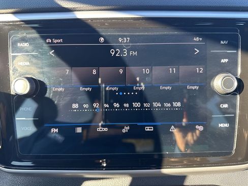 Used 2023 Volkswagen Atlas Cross Sport SEL image 19