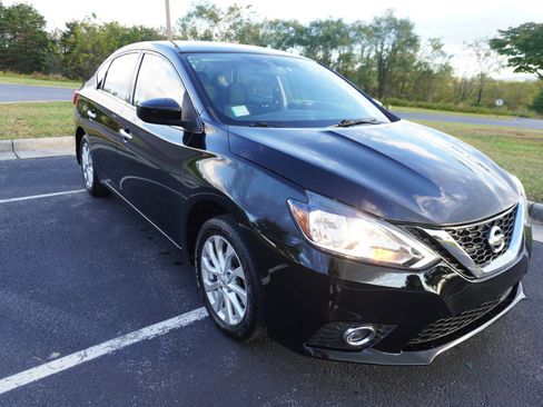 Used 2019 Nissan Sentra S w/ Appearance Package image 5