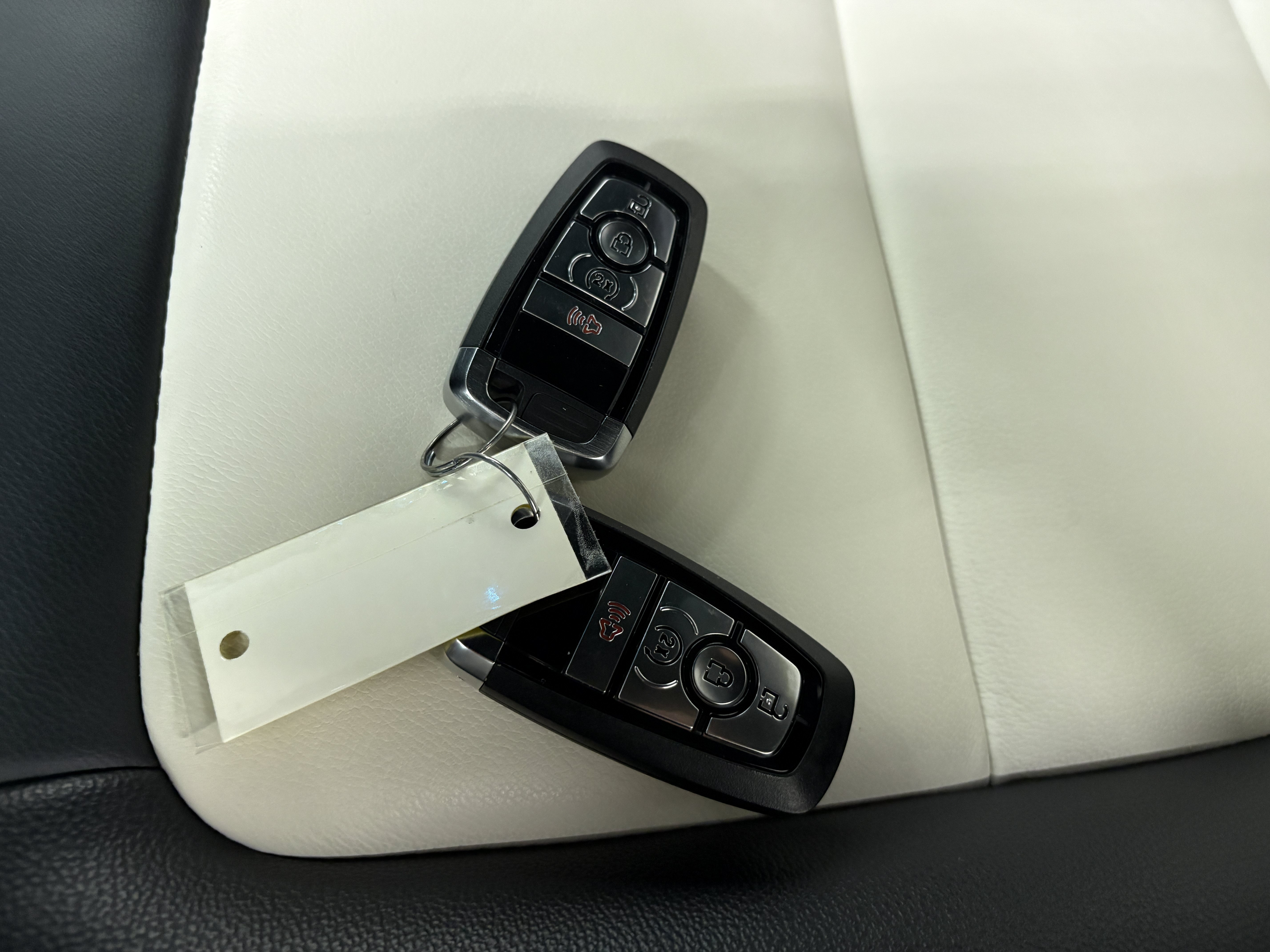 Used 2026 Ford Bronco Outer Banks w/ Sasquatch Package AWD/4WD image 29