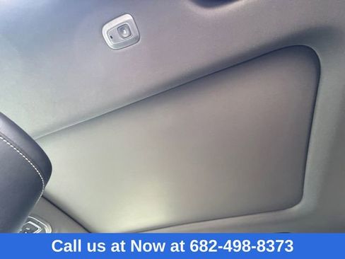 Used 2024 Jeep Grand Cherokee L Limited w/ Luxury Tech Group II image 16