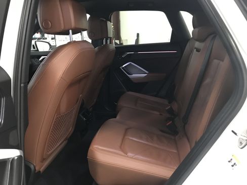 Used 2024 Audi Q3 2.0T Premium Plus image 10