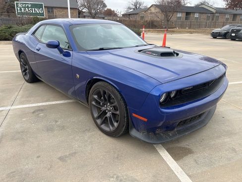 Used 2020 Dodge Challenger R/T Scat Pack w/ Shaker Package image 2