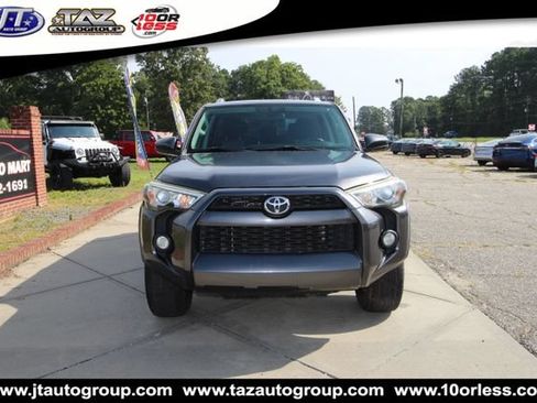 Used 2014 Toyota 4Runner SR5 RWD image 2
