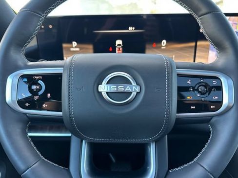 Used 2025 Nissan Armada Platinum Reserve image 23