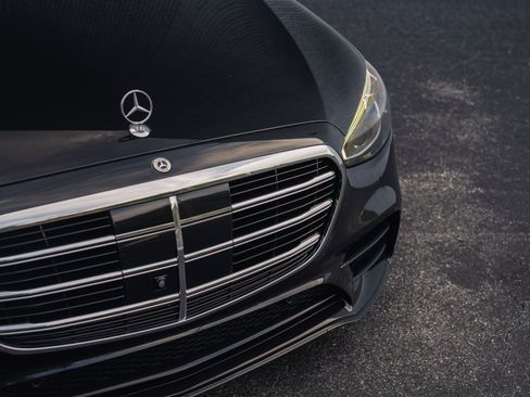 Used 2021 Mercedes-Benz S 580 4MATIC Sedan image 10