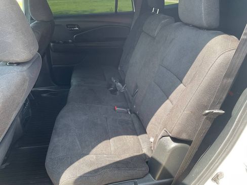 Used 2022 Honda Pilot Sport image 24
