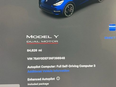 Used 2022 Tesla Model Y Performance image 7