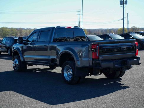 Used 2025 Ford F450 Platinum w/ FX4 Off-Road Package AWD/4WD image 7