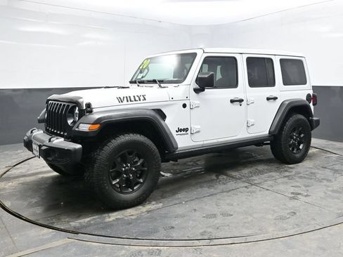 Used 2020 Jeep Wrangler Unlimited Sport AWD/4WD image 3