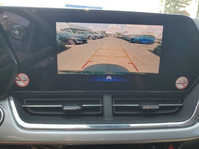 Used 2025 Chevrolet Trax LT FWD image 21