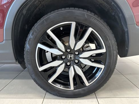 Used 2021 Honda Pilot Touring image 8