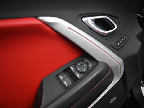Used 2021 Chevrolet Camaro SS RWD image 22