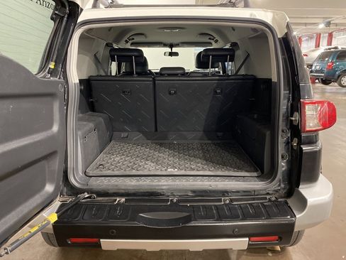 Used 2008 Toyota FJ Cruiser 4WD image 5