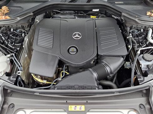 Used 2026 Mercedes-Benz GLC 300 4MATIC Coupe image 27
