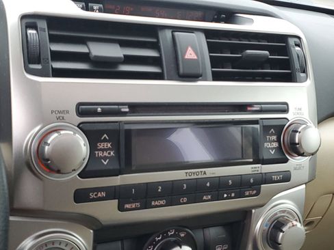 Used 2010 Toyota 4Runner SR5 image 26