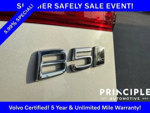 Certified 2024 Volvo XC60 B5 Core w/ Protection Package Premier AWD/4WD image 30