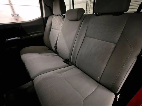 Used 2018 Toyota Tacoma SR5 image 25