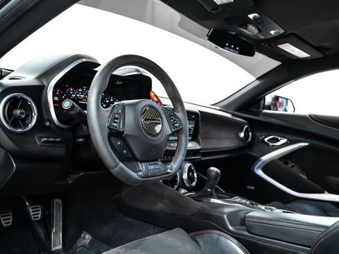 Used 2017 Chevrolet Camaro ZL1 RWD image 18