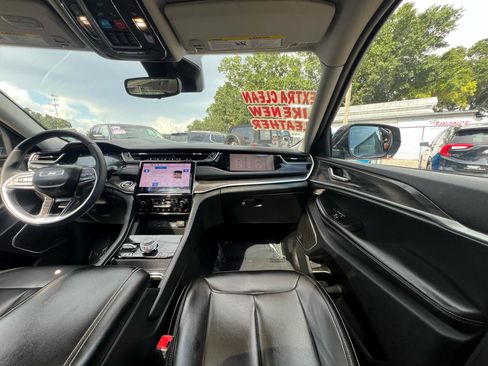 Used 2024 Jeep Grand Cherokee Limited 4xe image 34