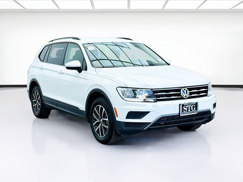 Used 2021 Volkswagen Tiguan S image 3