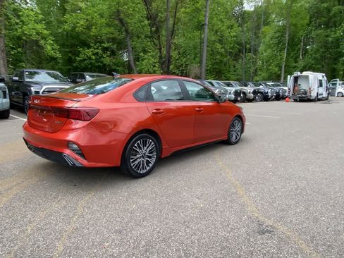 Used 2022 Kia Forte GT-Line w/ GT-Line Technology Package FWD image 11