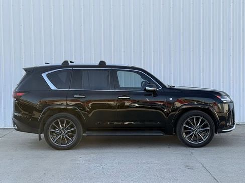 Used 2022 Lexus LX 600 F Sport w/ Accessory Package (Z1) image 3