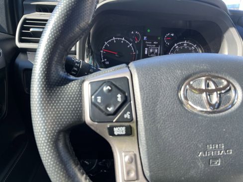 Used 2024 Toyota 4Runner SR5 Premium image 34