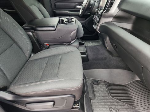 Used 2025 RAM 1500 Classic Warlock AWD/4WD image 17