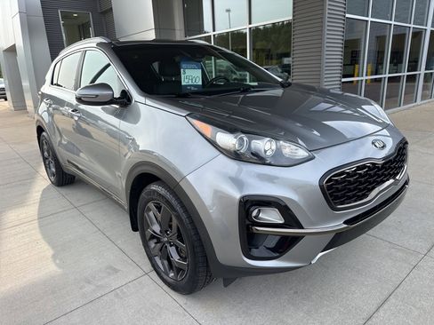 Used 2020 Kia Sportage S image 10