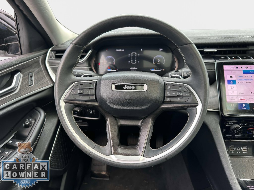 Used 2023 Jeep Grand Cherokee L Limited w/ Luxury Tech Group II AWD/4WD image 17