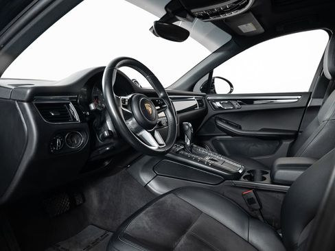 Used 2016 Porsche Macan S image 13