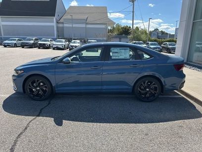 New 2025 Volkswagen Jetta SE