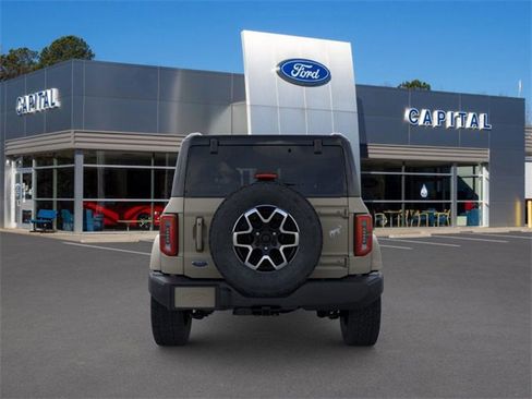 New 2025 Ford Bronco Outer Banks image 5