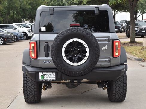 Used 2023 Ford Bronco Badlands AWD/4WD image 9