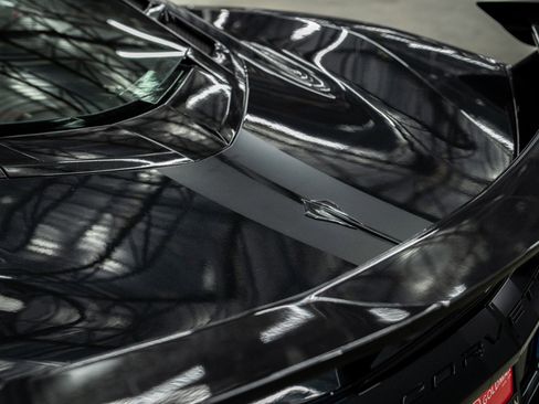 Used 2023 Chevrolet Corvette Stingray Premium Cpe w/ Z51 Performance Package image 15