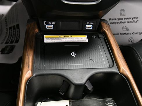 Used 2022 Honda CR-V Touring image 18
