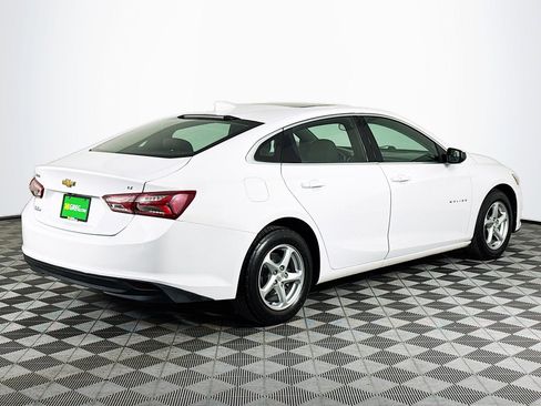 Used 2021 Chevrolet Malibu LT image 10