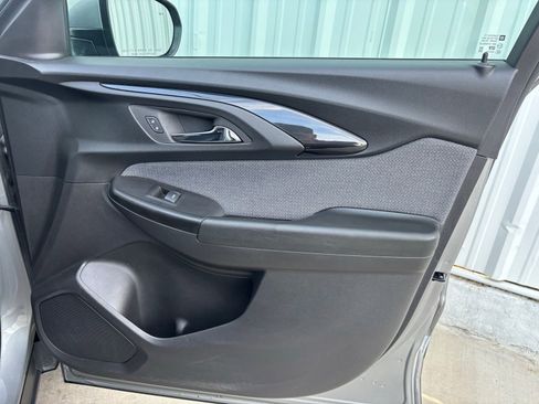 Used 2023 Chevrolet TrailBlazer LT w/ Convenience Package image 31