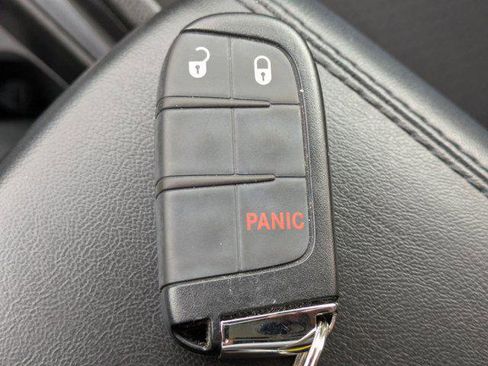 Certified 2025 Jeep Compass Sport image 26