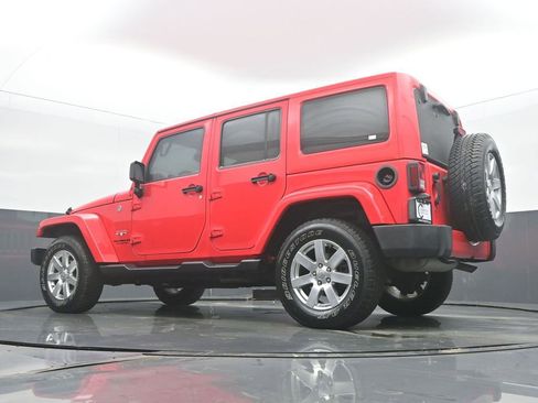 Used 2016 Jeep Wrangler Unlimited Sahara w/ Connectivity Group image 47