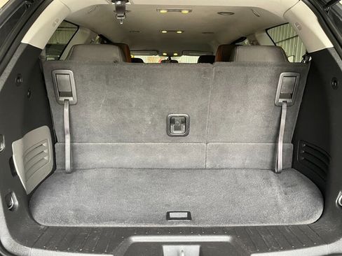 Used 2016 Chevrolet Traverse LT w/ Style and Technology Package FWD image 27