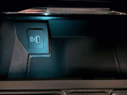 Certified 2021 Ford F150 Lariat w/ Equipment Group 502A High image 30